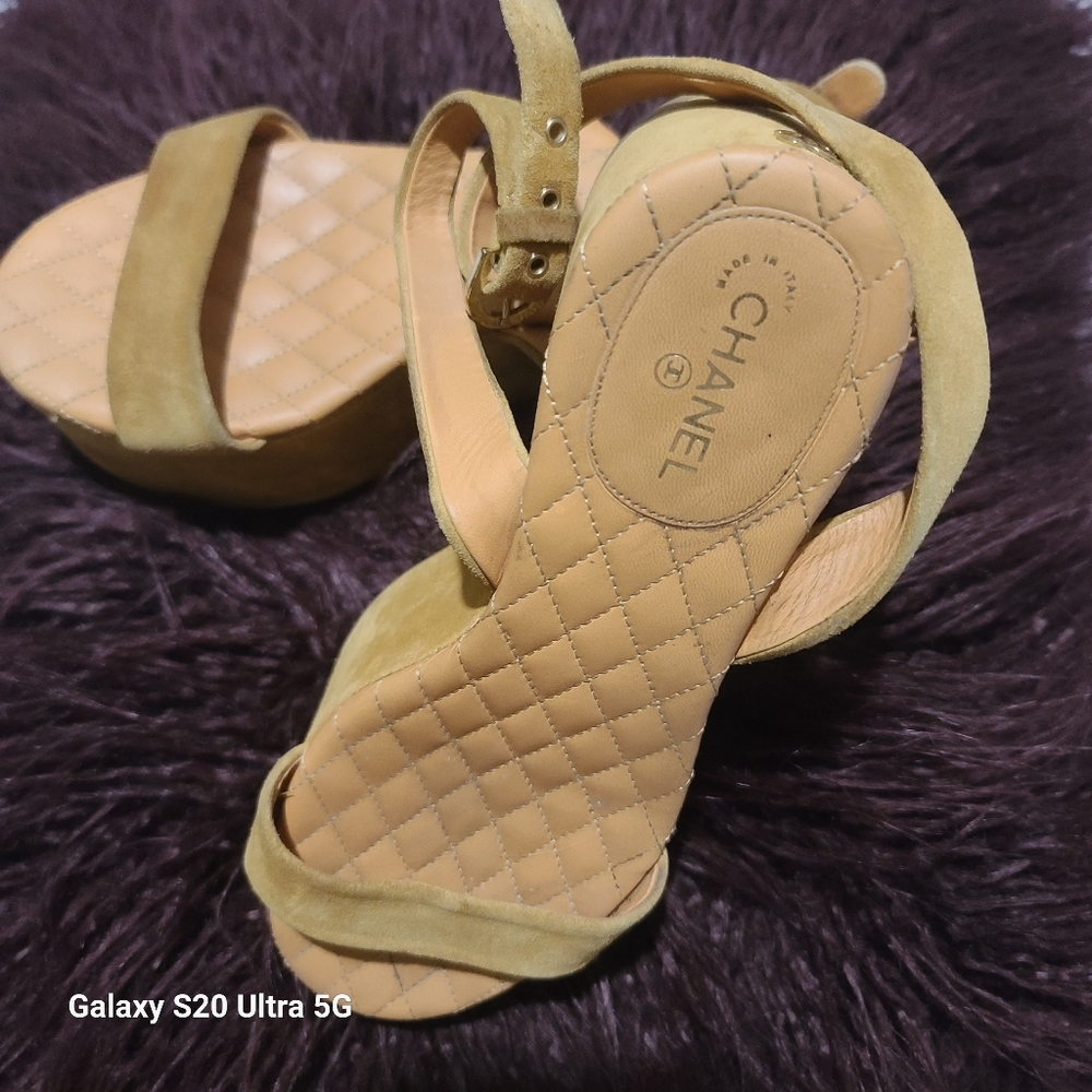 SALE- CHANEL Platform Sandals